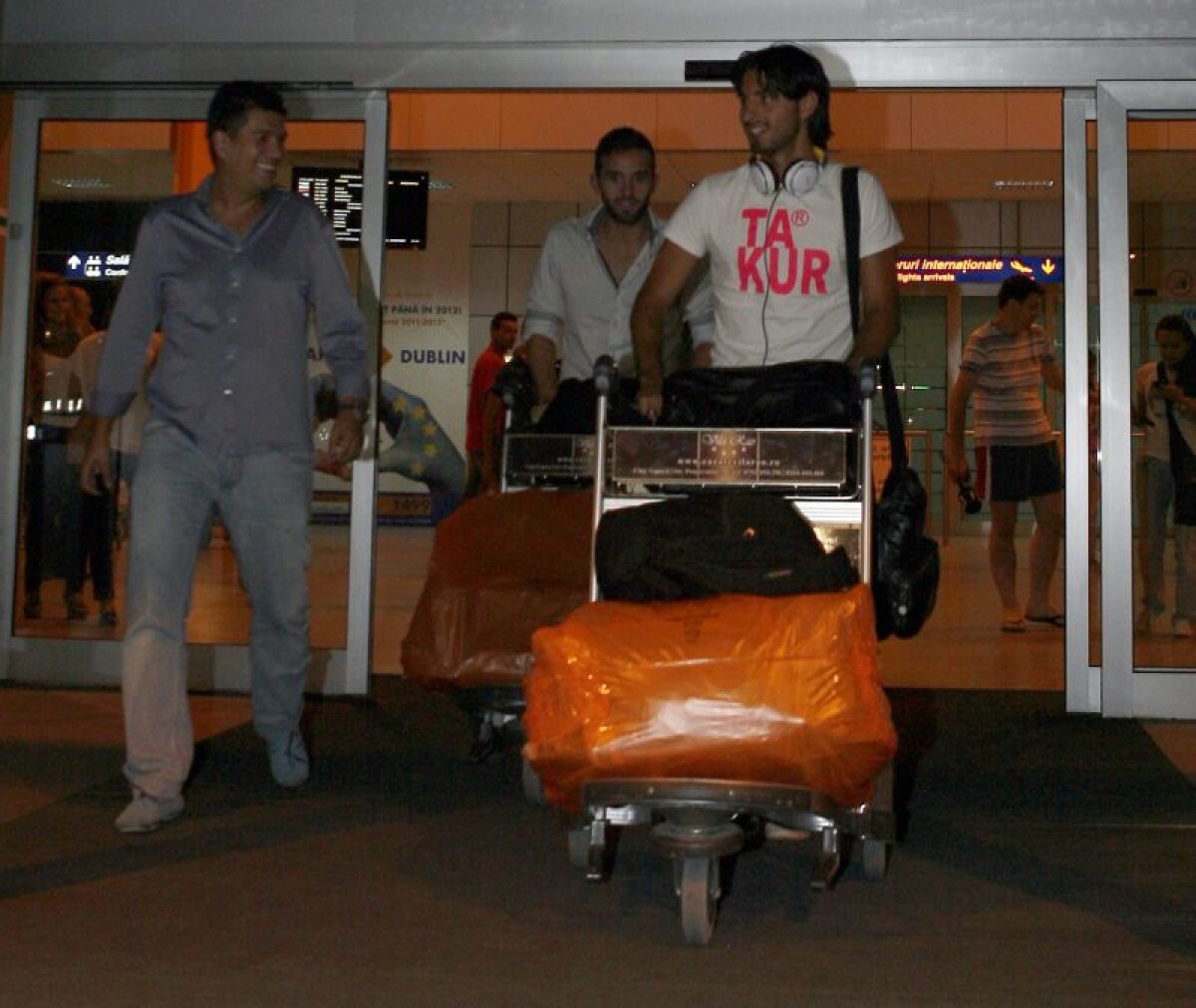 GALERIE FOTO » Rui Pedro a ajuns la Cluj: ”Săpunaru şi Pereira mi-au spus numai lucruri frumoase despre CFR!”