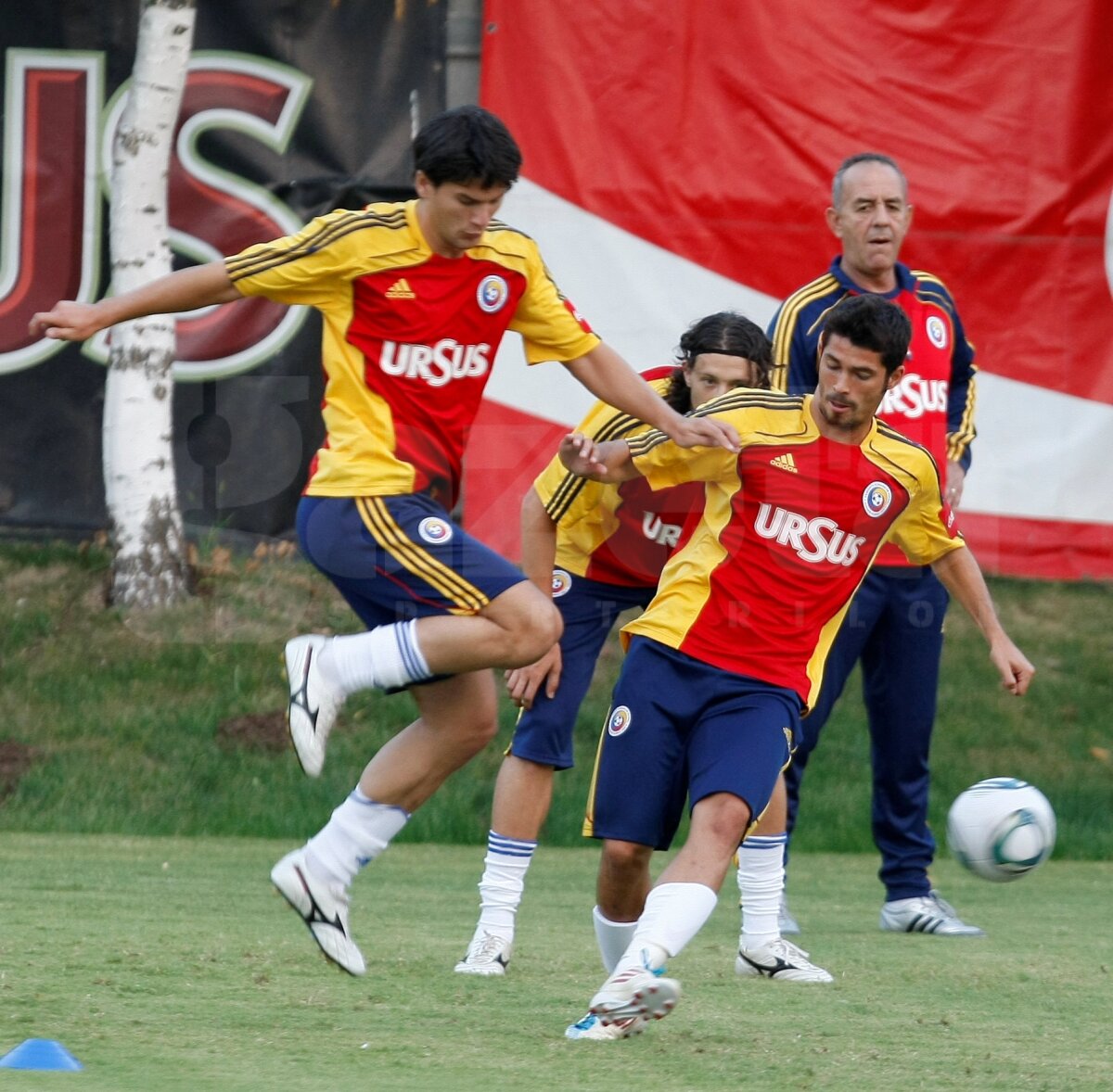 Luchin s-a alăturat "tricolorilor", Marica se antrenează separat