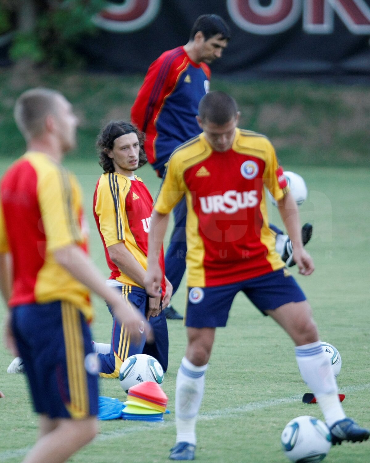 Luchin s-a alăturat "tricolorilor", Marica se antrenează separat