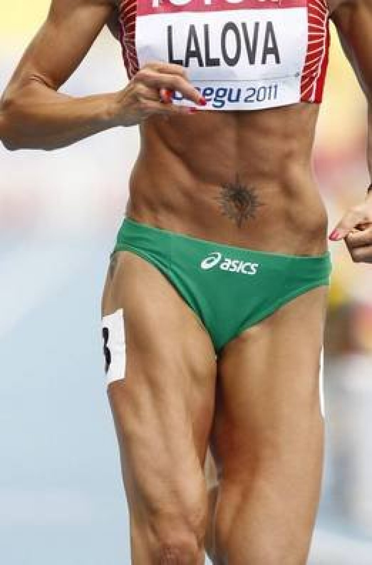 FOTO Atleta bulgară Ivet Lalova a impresionat la CM de la Daegu prin tatuajele sale