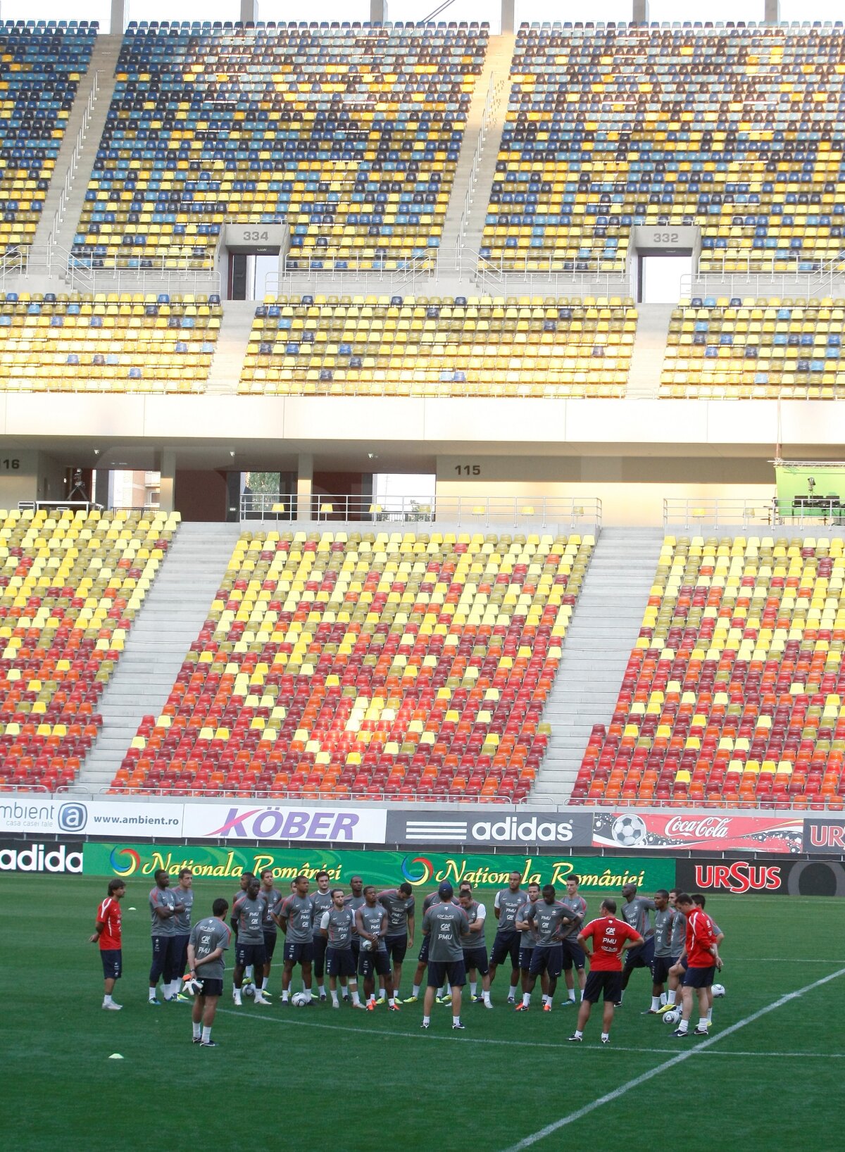 FOTO Francezii au efectuat antrenamentul oficial pe National Arena!