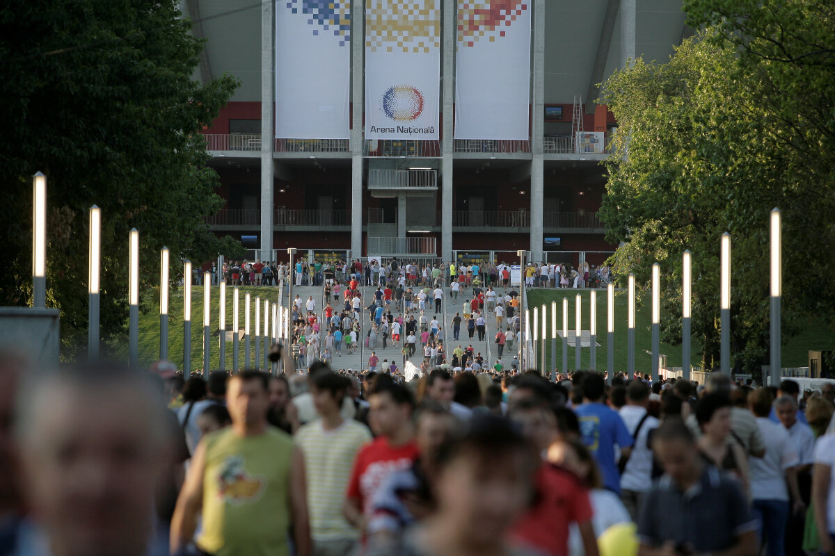 Sărbătoare FĂRĂ GUST » România şi Franţa remizează fără gol pe un gazon ca la Smârdan