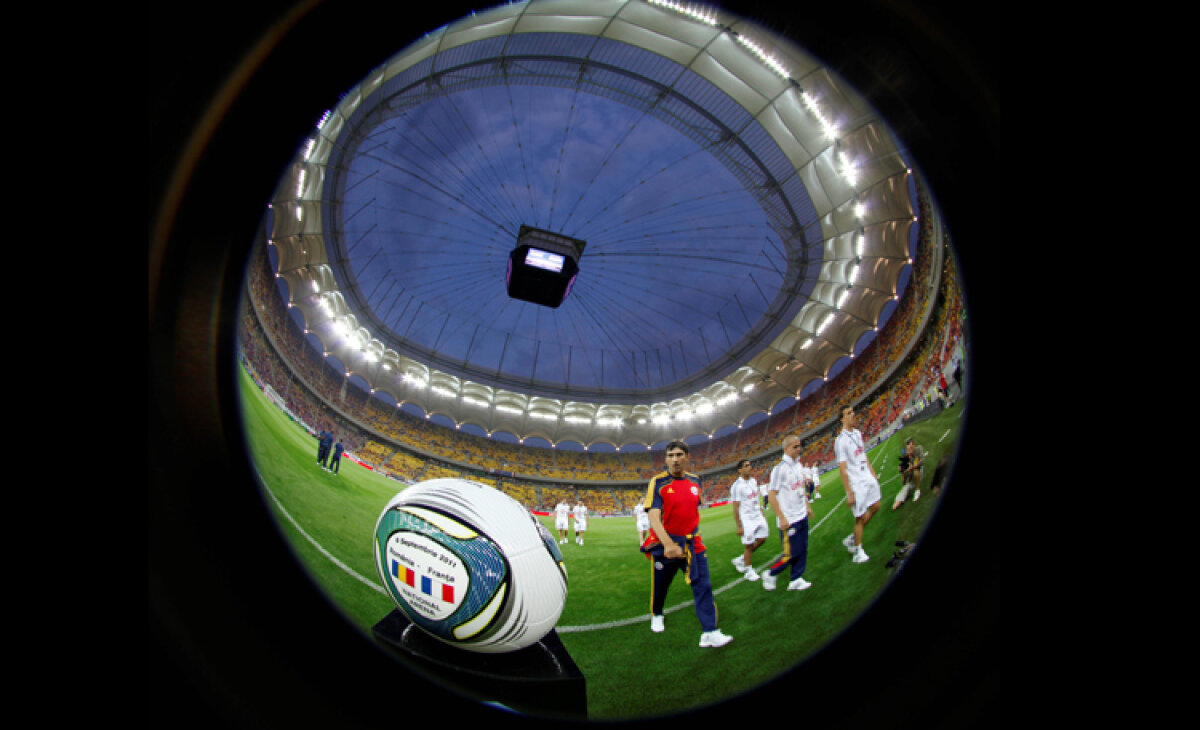 Sărbătoare FĂRĂ GUST » România şi Franţa remizează fără gol pe un gazon ca la Smârdan