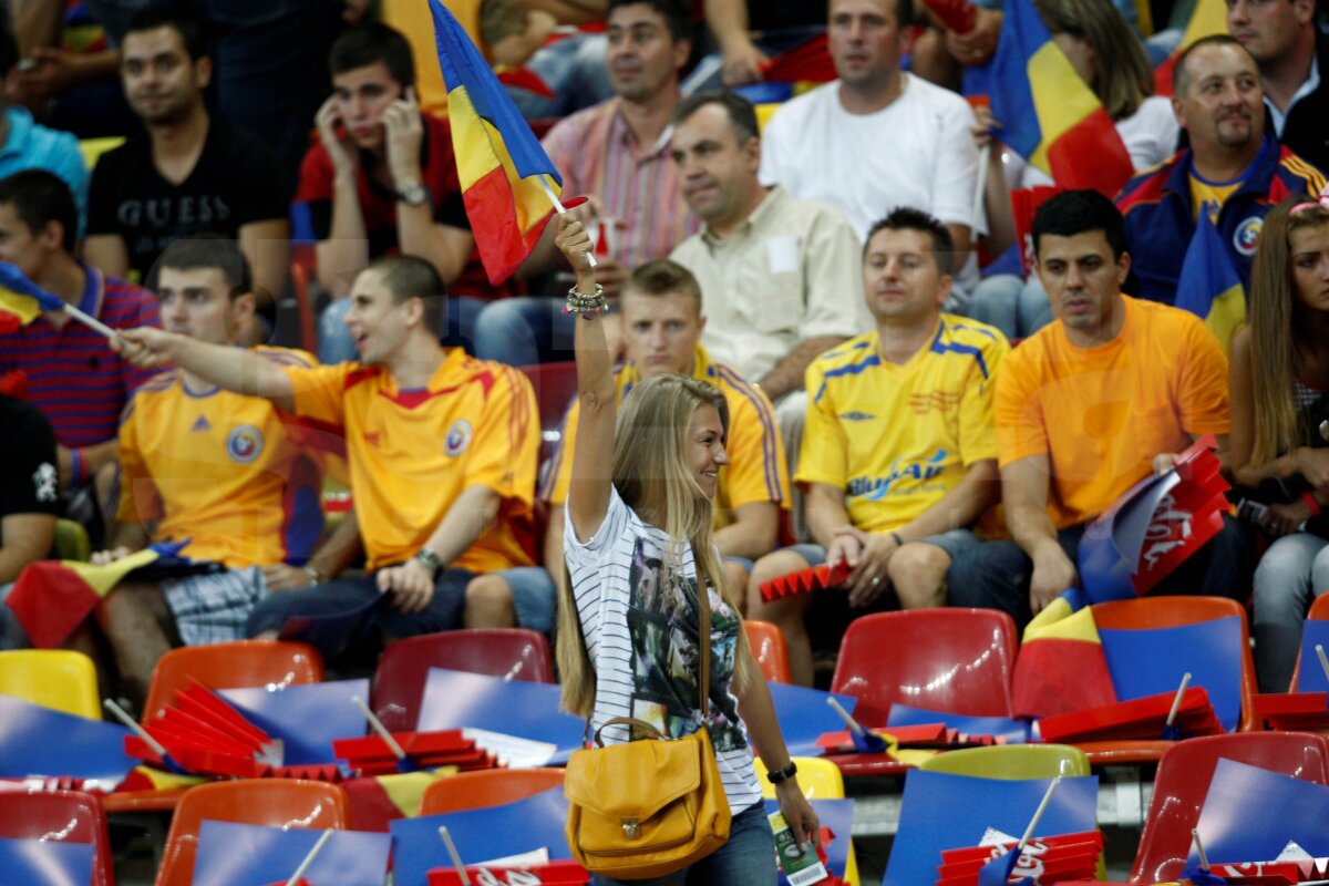 Sărbătoare FĂRĂ GUST » România şi Franţa remizează fără gol pe un gazon ca la Smârdan