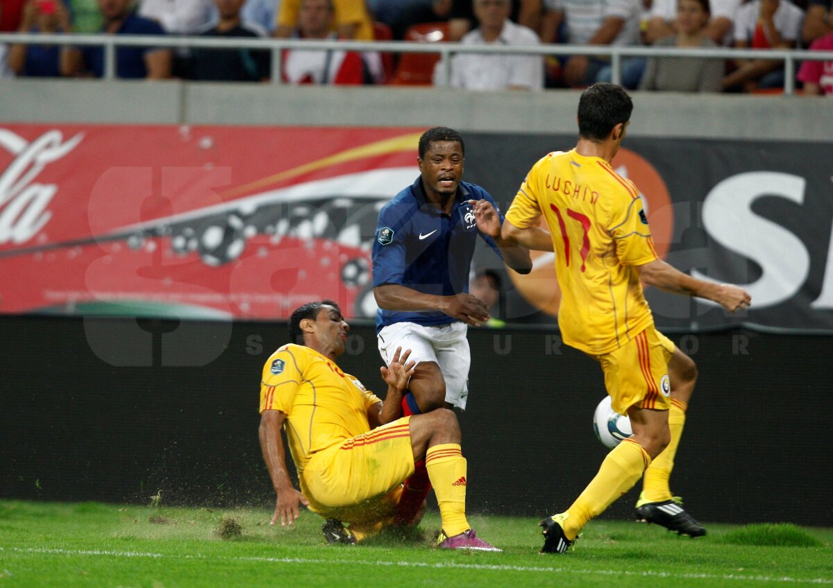 FOTO Cronica scrisă de Cristian Geambaşu la România - Franţa 0-0 » Iarba lipsă de acasă