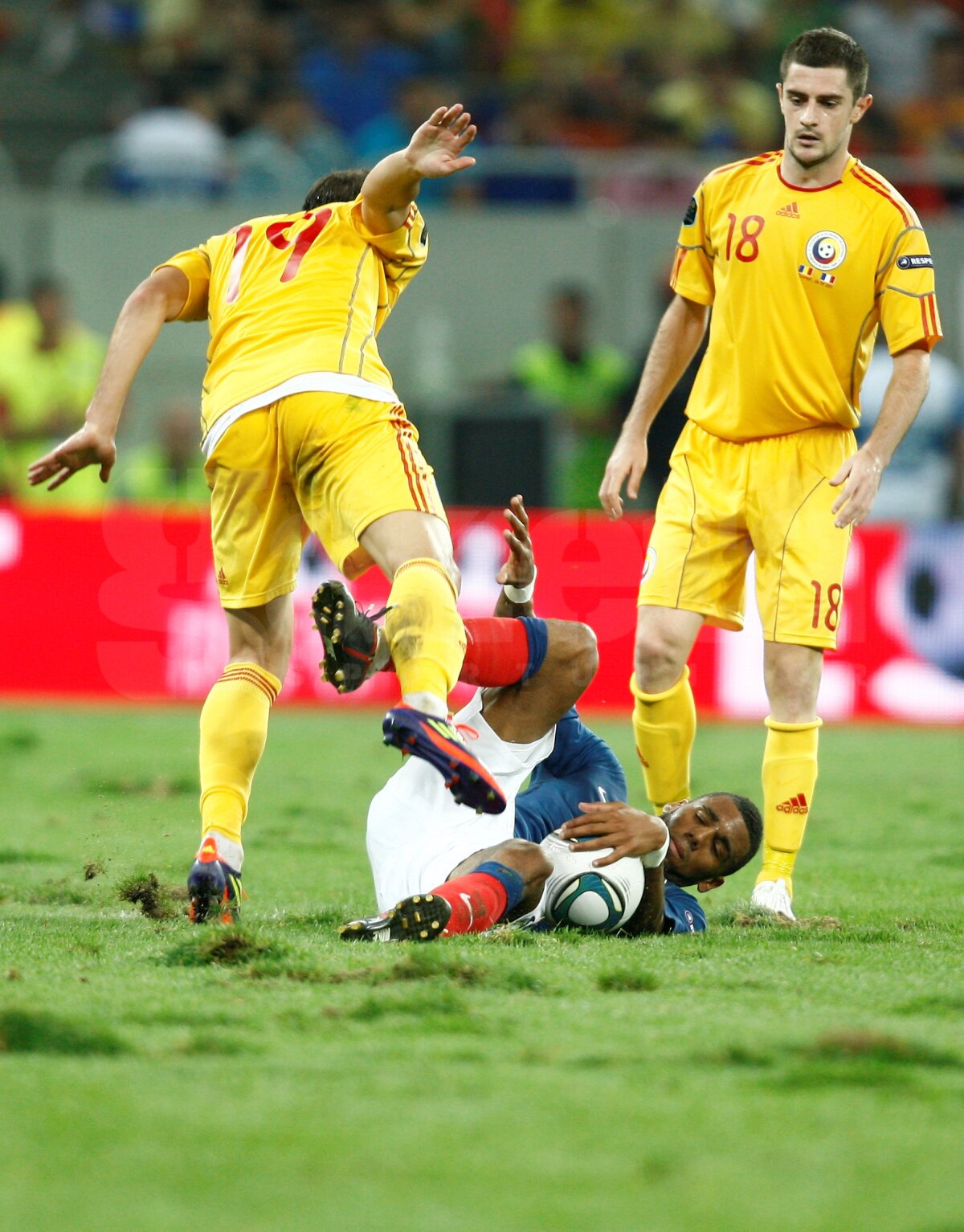 FOTO Cronica scrisă de Cristian Geambaşu la România - Franţa 0-0 » Iarba lipsă de acasă