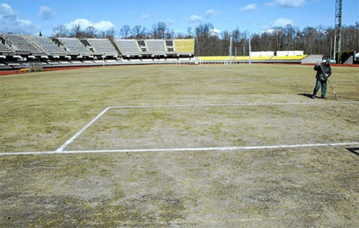 FOTO UEFA ia rar decizia de a închide un stadion. Uite unde s-a jucat Lituania - Spania!