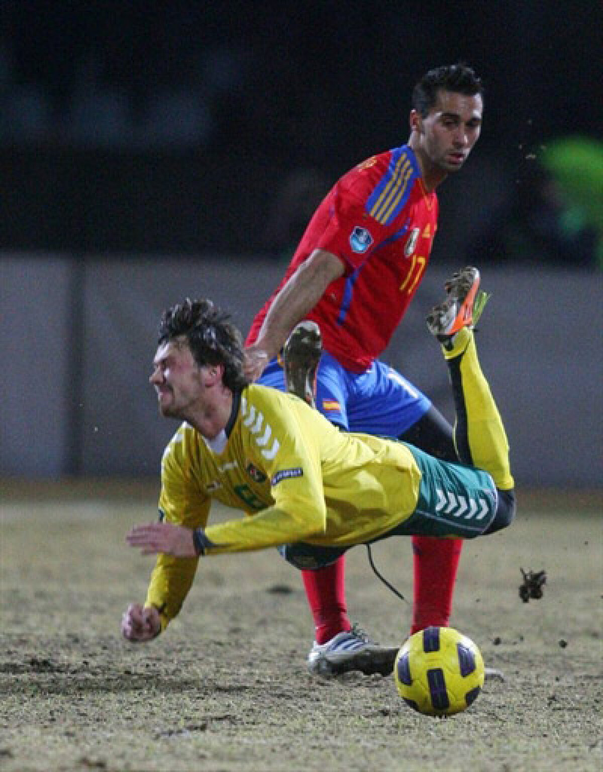 FOTO UEFA ia rar decizia de a închide un stadion. Uite unde s-a jucat Lituania - Spania!
