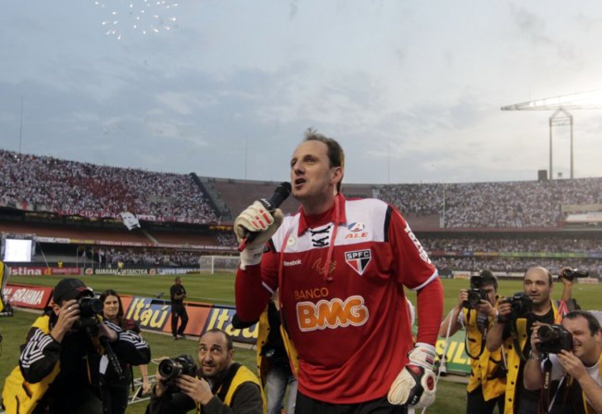 FOTO&VIDEO Rogerio Ceni, celebrat la meciul 1.000 în tricoul lui Sao Paulo