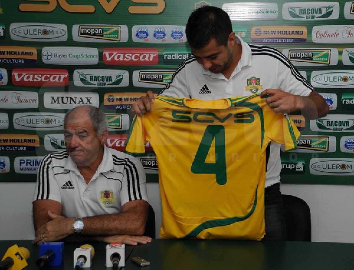 Marius Constantin a fost prezentat azi de FC Vaslui: "E un nou început pentru mine"