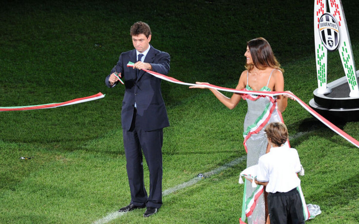 VIDEO & FOTO » Imagini spectaculoase de la inaugurarea noului stadion al lui Juventus Torino. Ei n-au cîrtiţe ca noi ;)
