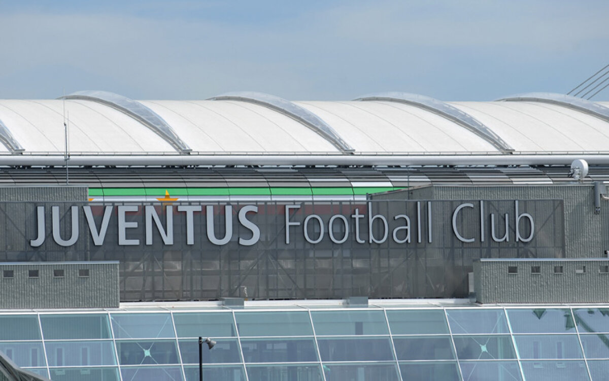 VIDEO & FOTO » Imagini spectaculoase de la inaugurarea noului stadion al lui Juventus Torino. Ei n-au cîrtiţe ca noi ;)