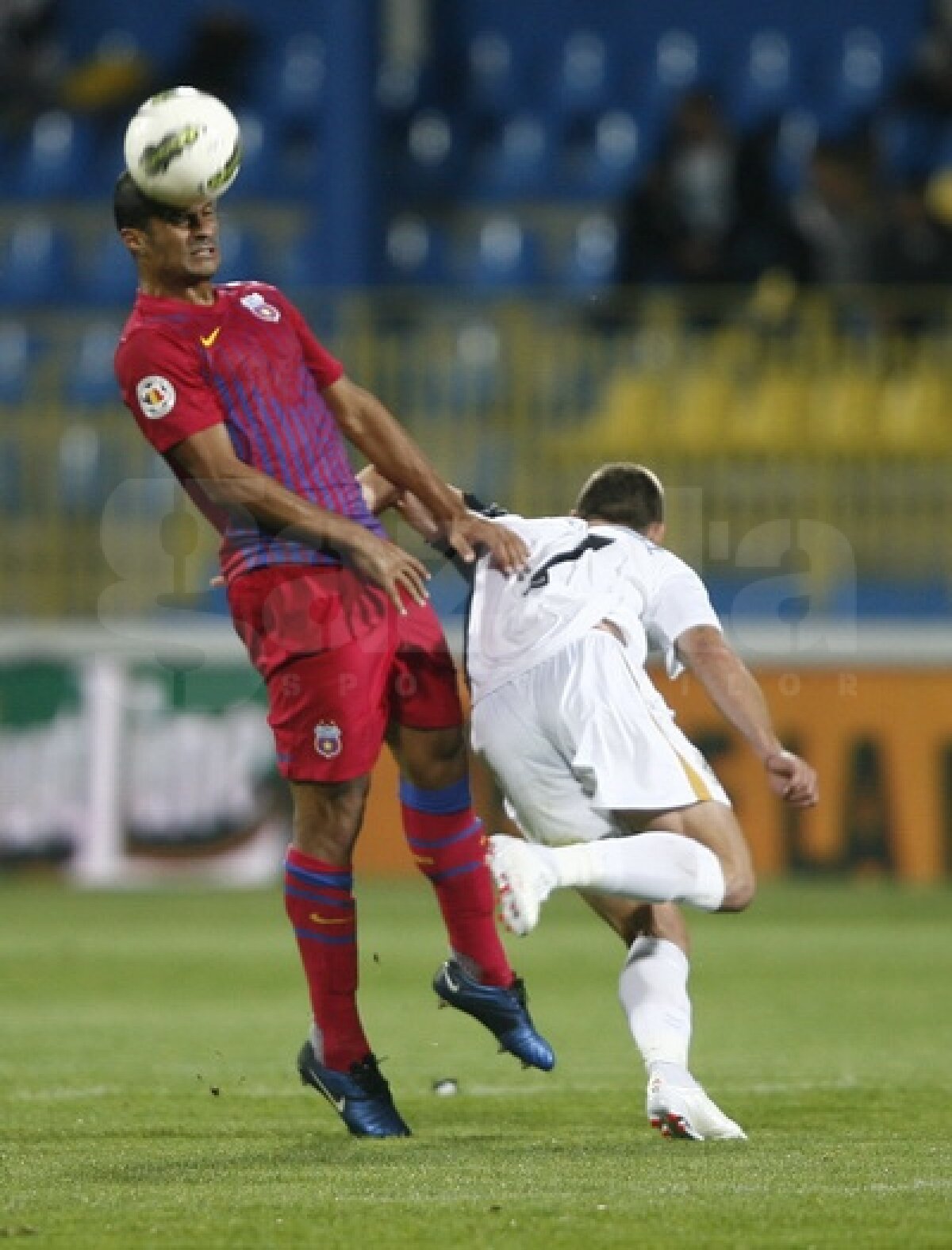 Steaua s-a făcut de rîs la Mediaş » Gaz Metan - Steaua 3-0