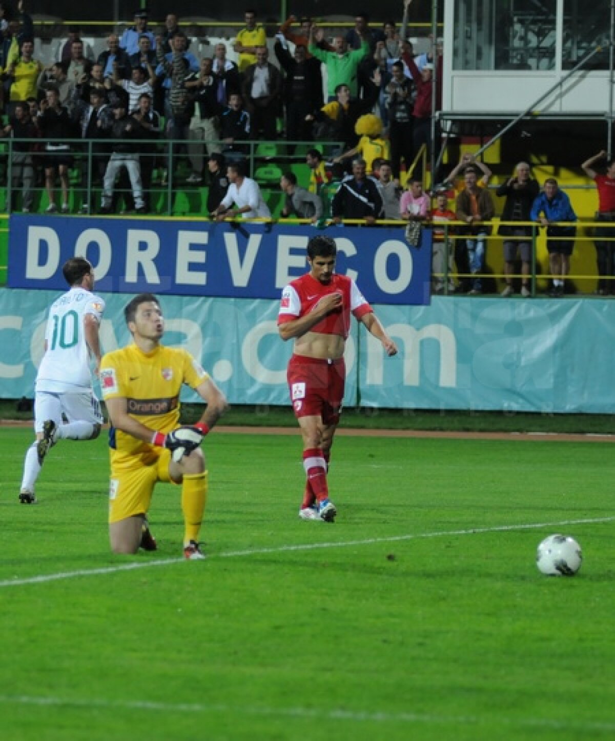 Primul meci fără Torje, primul eşec » Vaslui - Dinamo 3-1