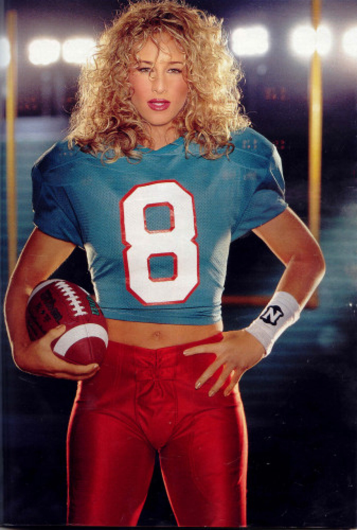 FOTO Sportivele au renunţat la haine pentru şedinţe foto de invidiat