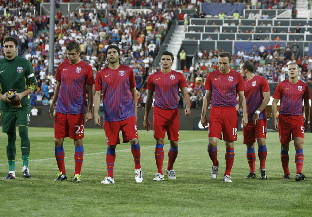 FOTO » Steaua debutează în grupe cu un egal acasă: 0-0 cu Schalke
