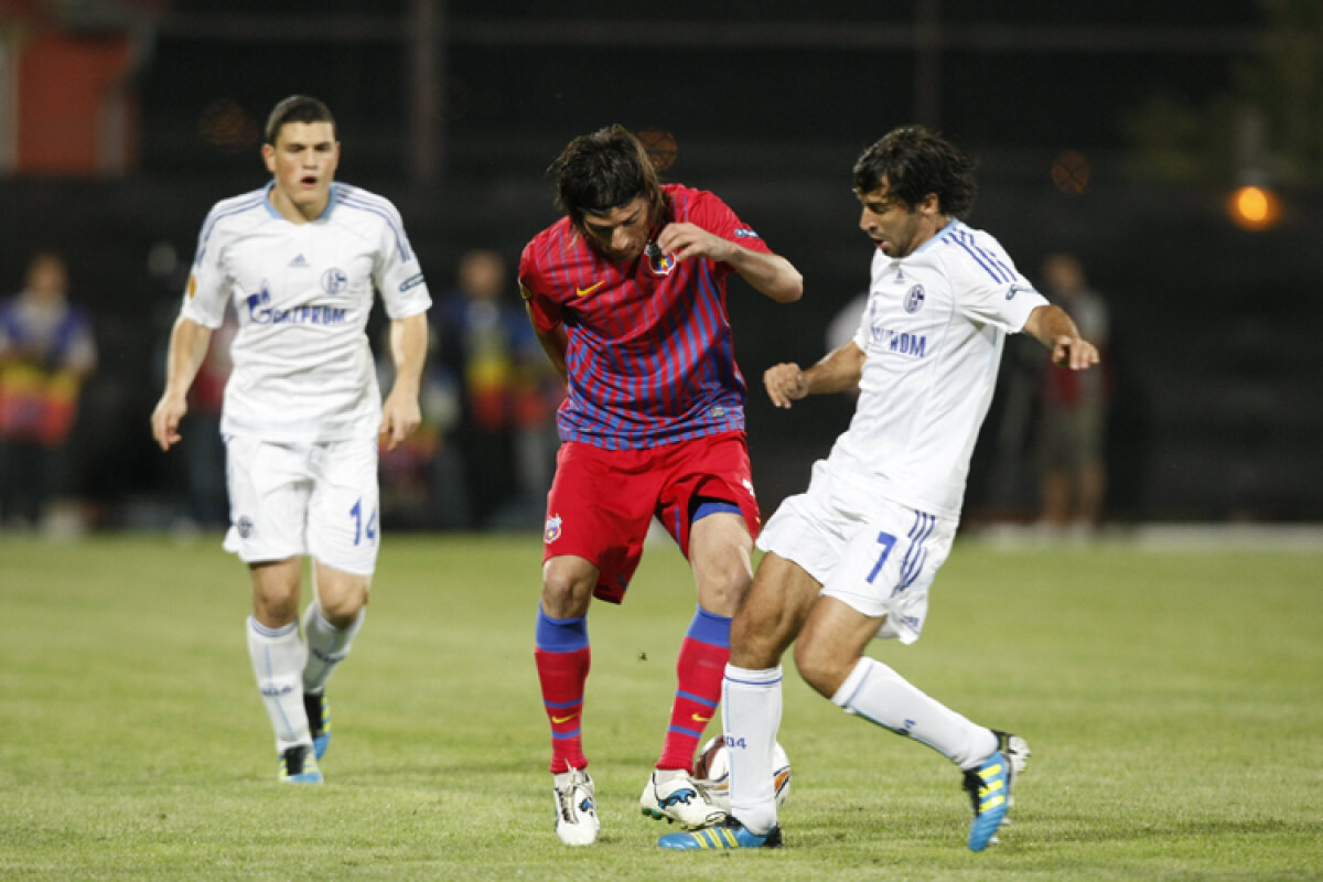 FOTO » Steaua debutează în grupe cu un egal acasă: 0-0 cu Schalke