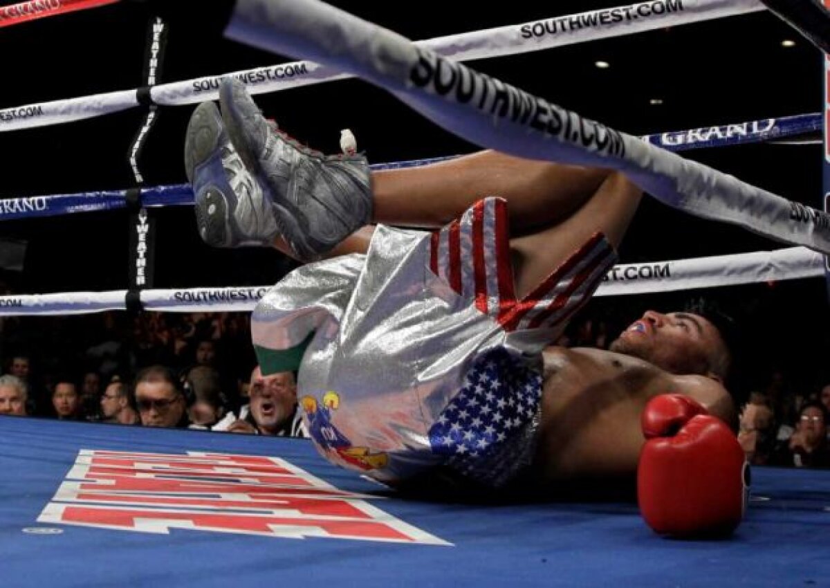 KO ucigător » Floyd Mayweather Jr a revenit cu un succes controversat şi este noul campion mondial WBC