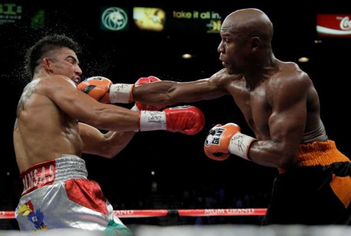 KO ucigător » Floyd Mayweather Jr a revenit cu un succes controversat şi este noul campion mondial WBC