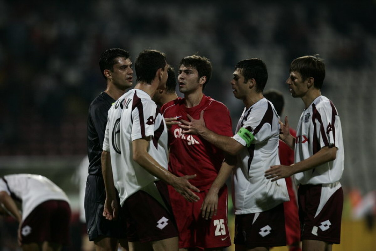 Supergalerie foto » Derby-ul Dinamo - Rapid din ultimii 4 ani în imagini