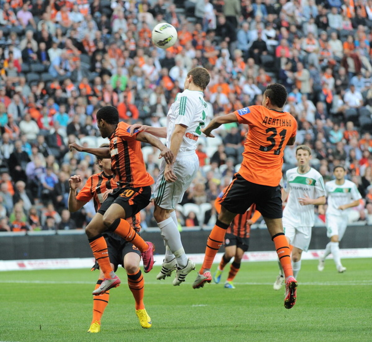 Mircea Lucescu a readus Şahtiorul pe primul loc în Ucraina