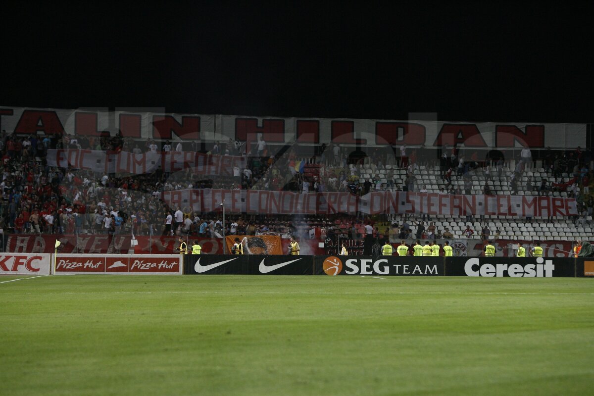 Cronica de la Dinamo-Rapid 0-0, scrisă de Cătălin Ţepelin: "Mingea e pătrată"