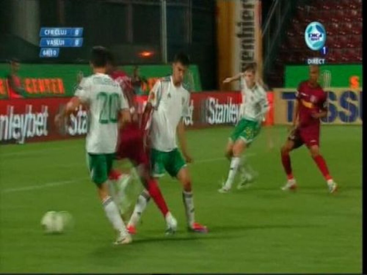 VIDEO Meci cu scandal la Cluj » CFR a învins-o pe egala lui Lazio şi e la un punct de Dinamo