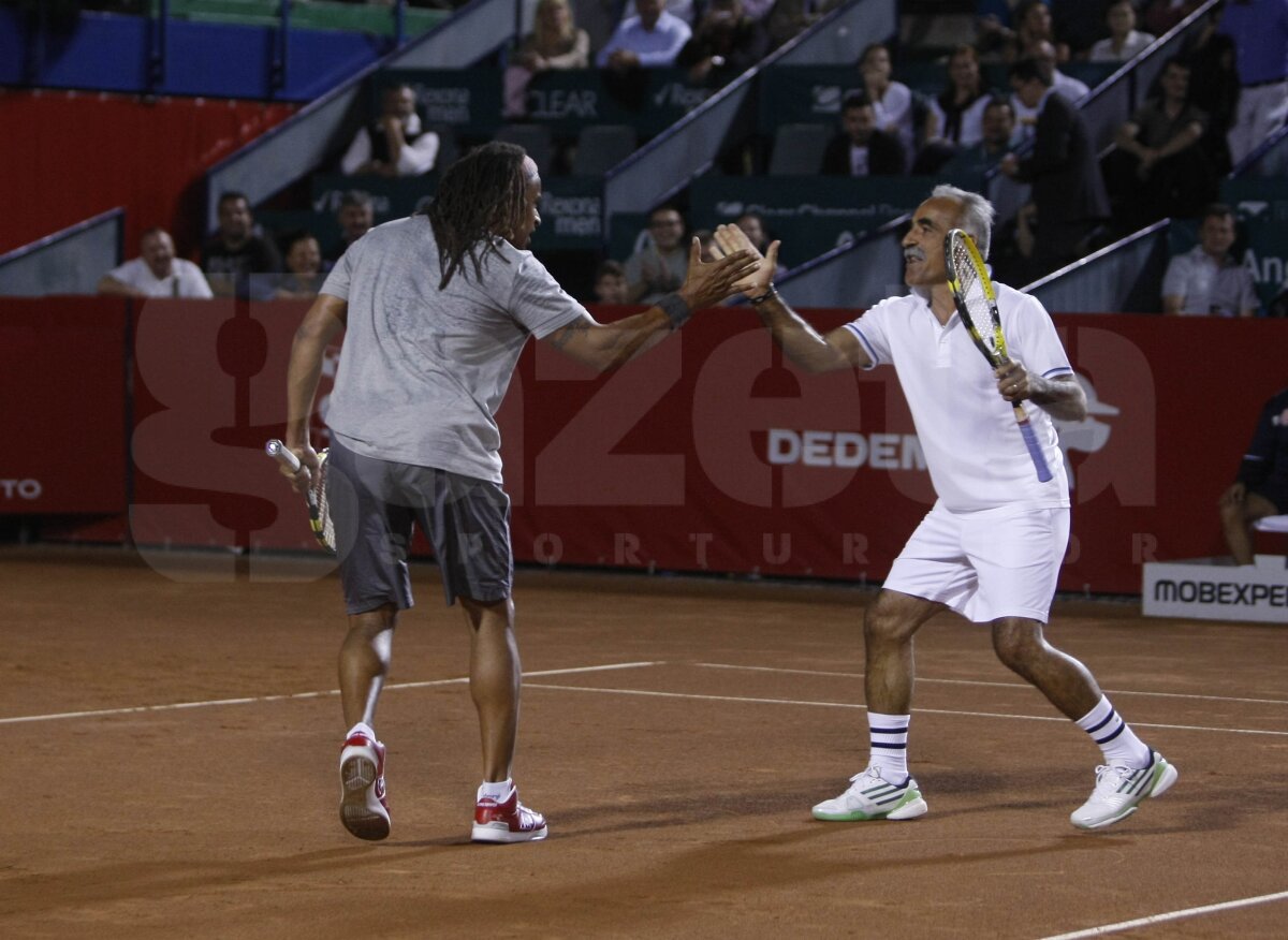 FOTO Tenis cu zîmbetul pe buze la BRD Năstase - Ţiriac Trophy