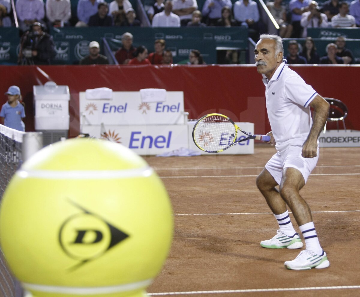 FOTO Tenis cu zîmbetul pe buze la BRD Năstase - Ţiriac Trophy