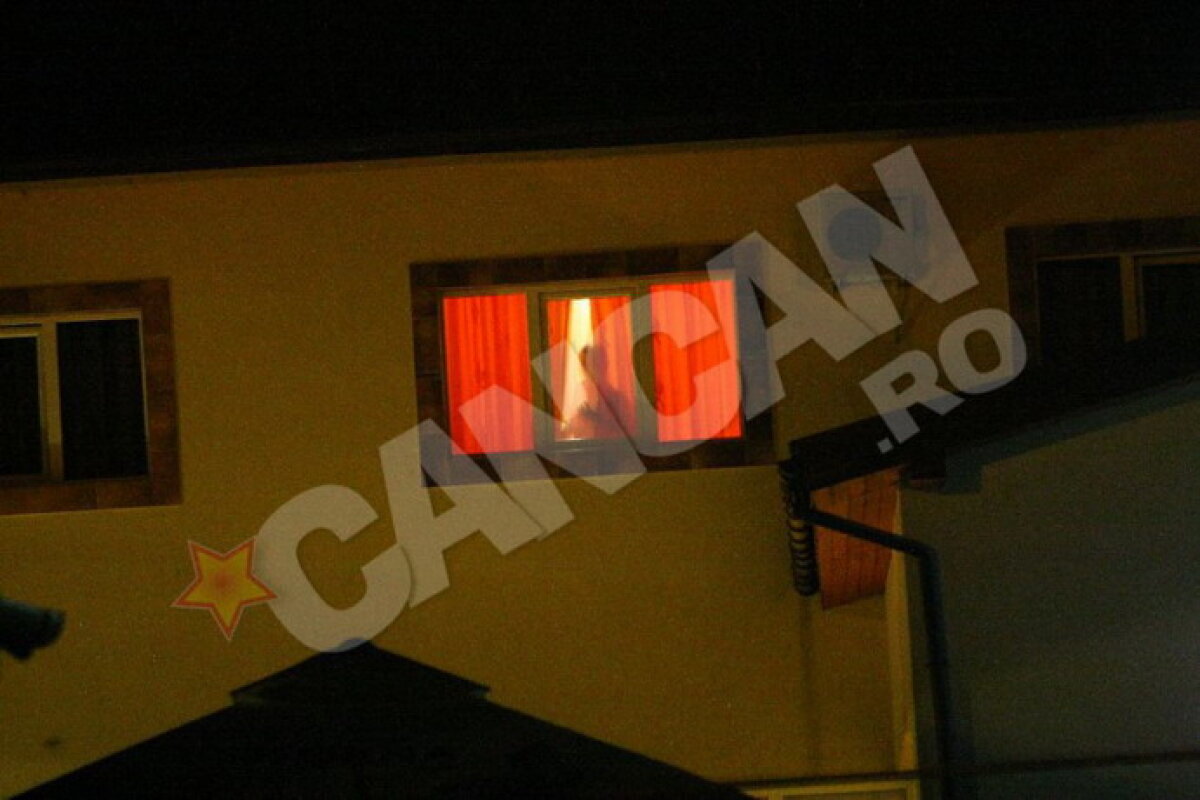 GALERIE FOTO Cancan susţine că brigada de la FCM Tg. Mureş-U Cluj a petrecut cu femei înainte de meci