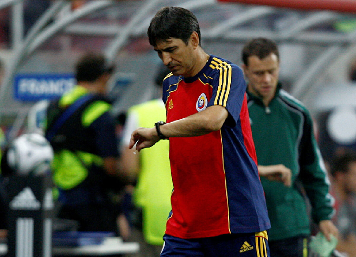 Platini îl lucrează pe Piţurcă » Drumul spre Euro 2016 va fi infernal!