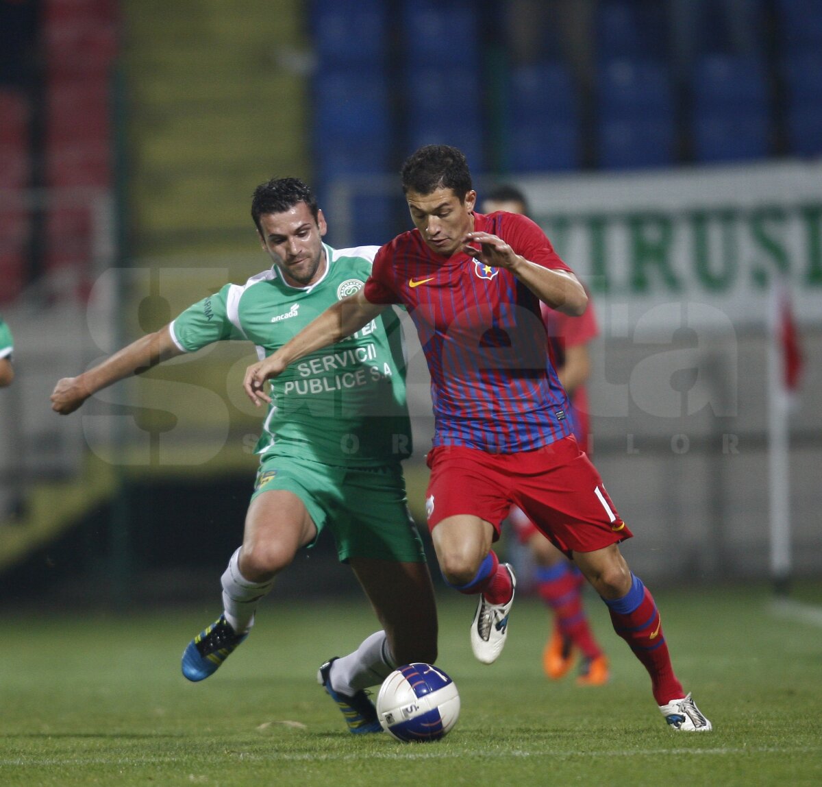 FOTO Steaua merge în optimile Cupei, după 4-0 cu Sănătatea Cluj