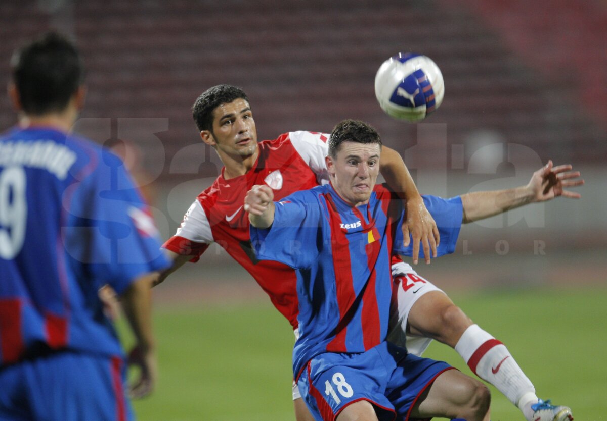 FOTO Dinamo s-a calificat în "optimile" Cupei României, după un 1-0 chinuit cu Luceafărul