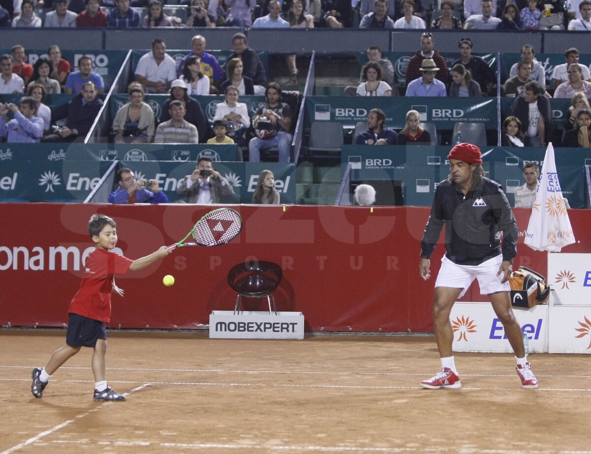 FOTO Năstase, Pavel, Bahrami, Noah şi El Aynaoui au făcut un spectacol adevărat la Arenele BNR!