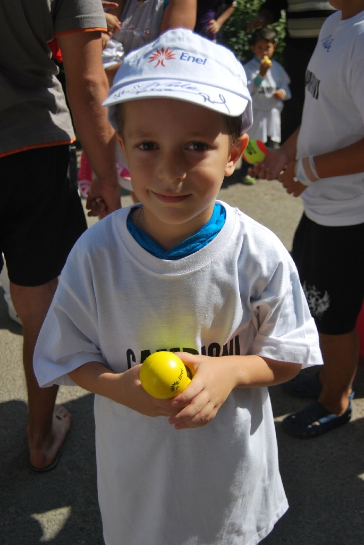Vedetele sportului au jucat tenis cu copiii internaţi la Marie Curie!