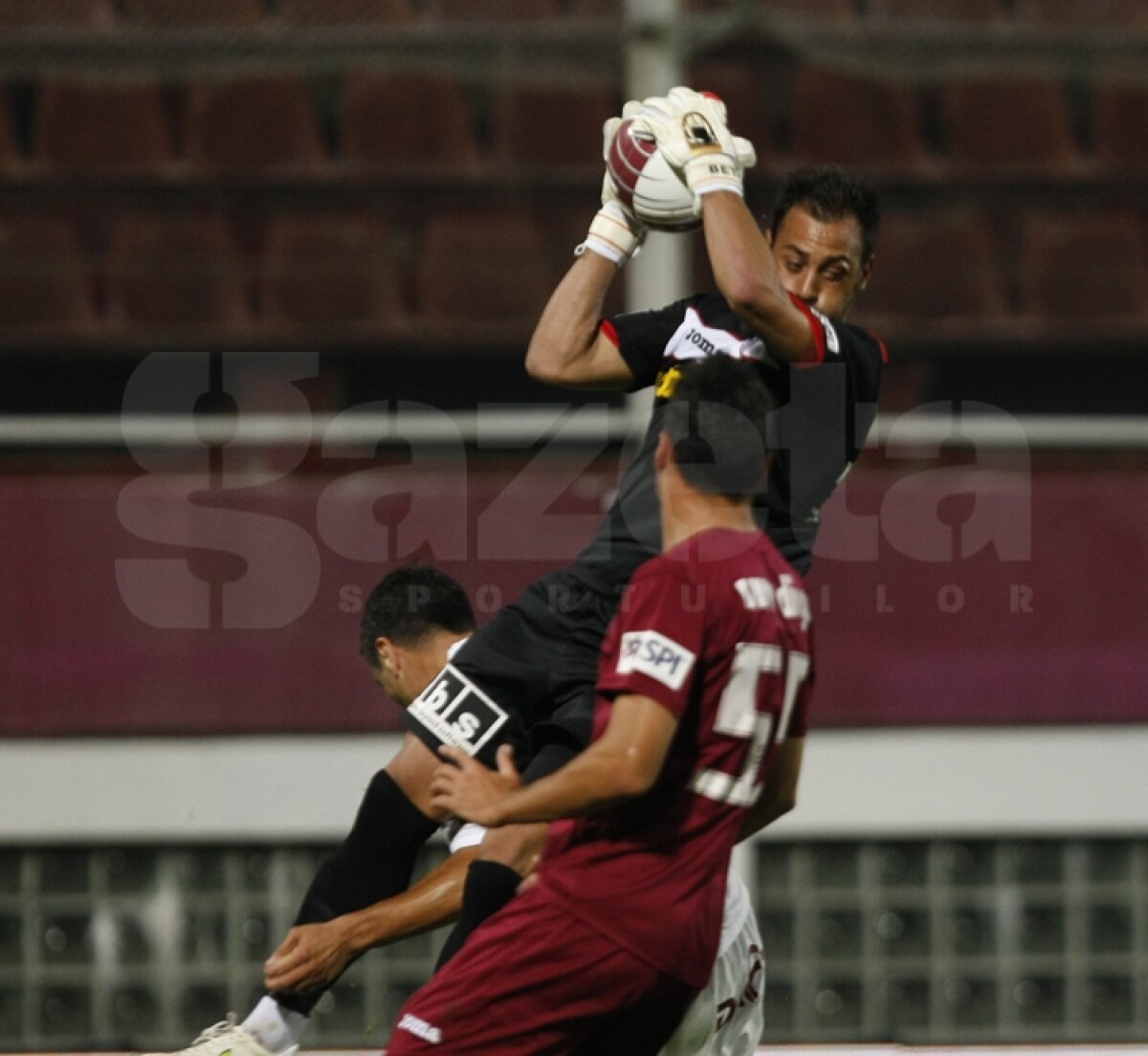 Rapid şi CFR Cluj remizează în derby-ul zilei în Liga 1, scor 1-1