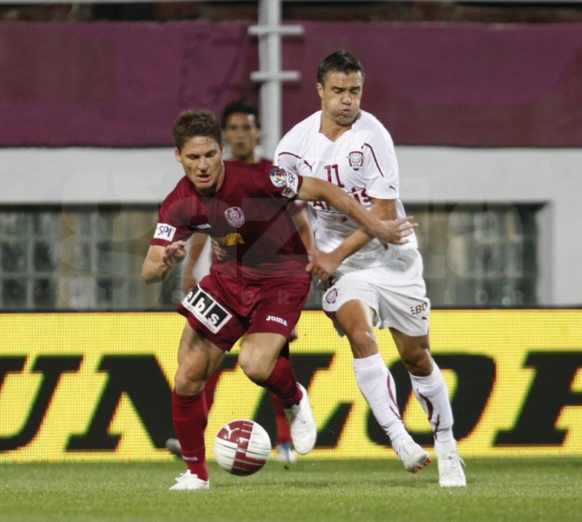 Rapid şi CFR Cluj remizează în derby-ul zilei în Liga 1, scor 1-1