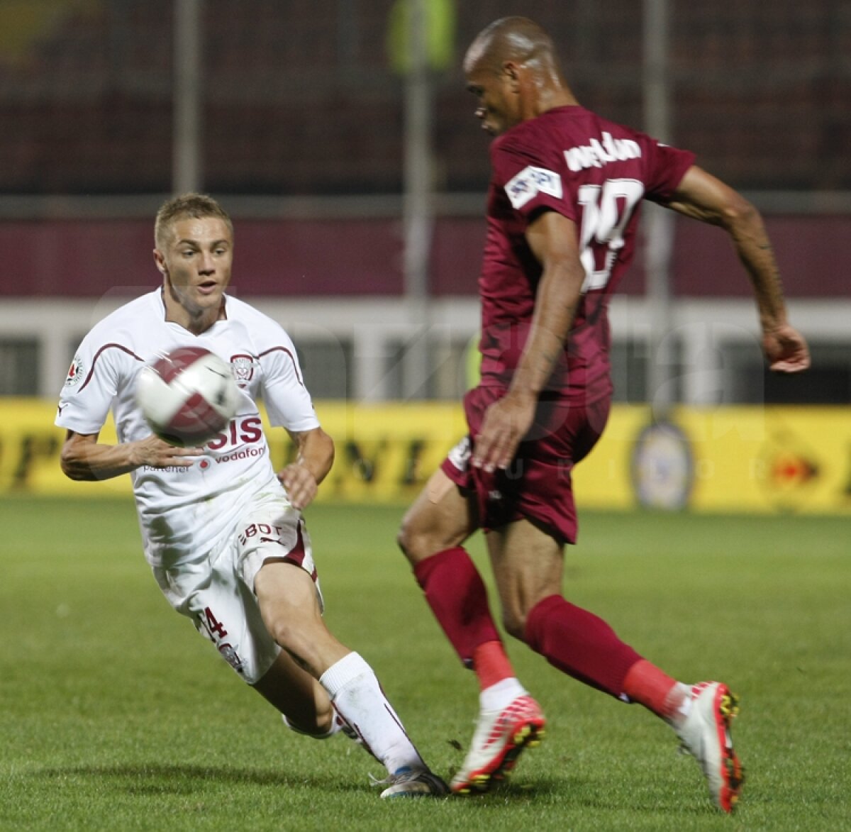 Rapid şi CFR Cluj remizează în derby-ul zilei în Liga 1, scor 1-1