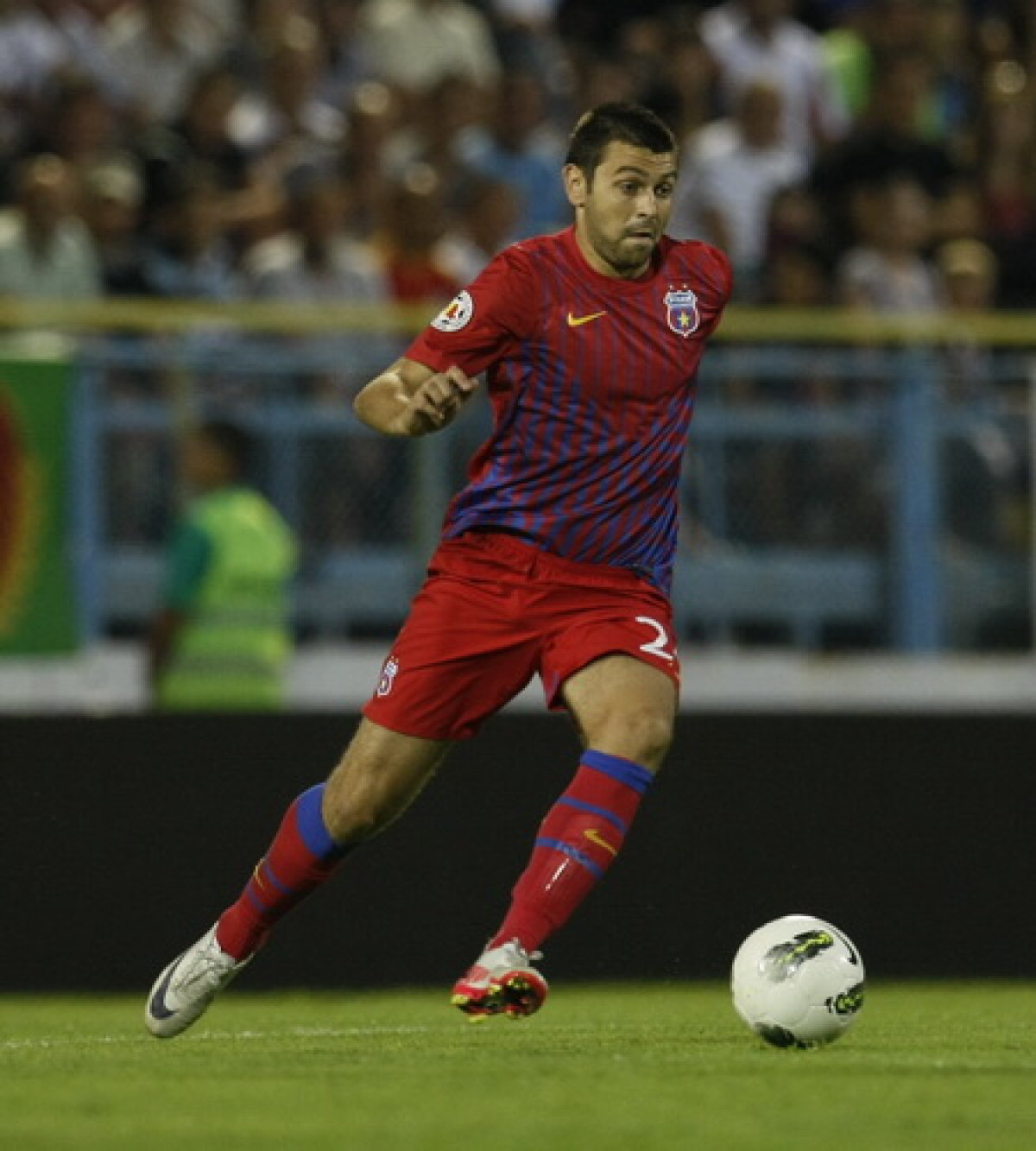 Steaua n-a reuşit să cîştige în Regie » Sportul - Steaua 0-0