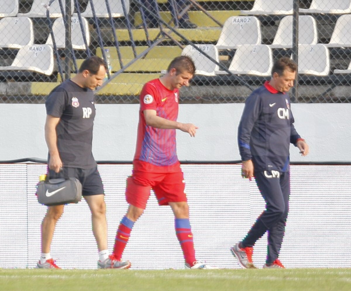 Steaua n-a reuşit să cîştige în Regie » Sportul - Steaua 0-0