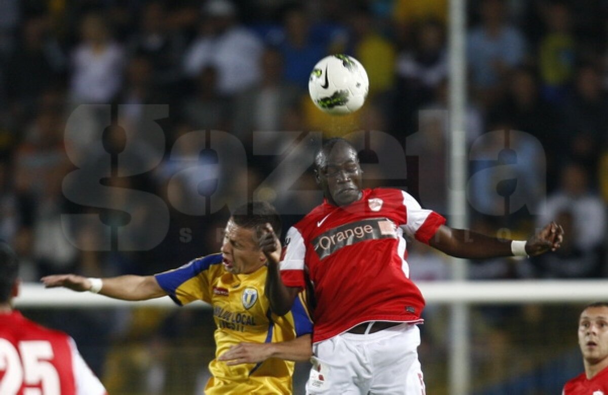 "Cîinii" au făcut spectacol la Ploieşti » Petrolul - Dinamo 1-5