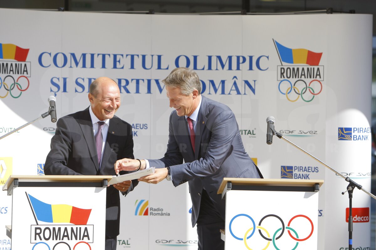 FOTO// S-au mutat în casă nouă » Traian Băsescu şi Jacques Rogge au inaugurat noul sediu al COSR şi Muzeul Olimpic