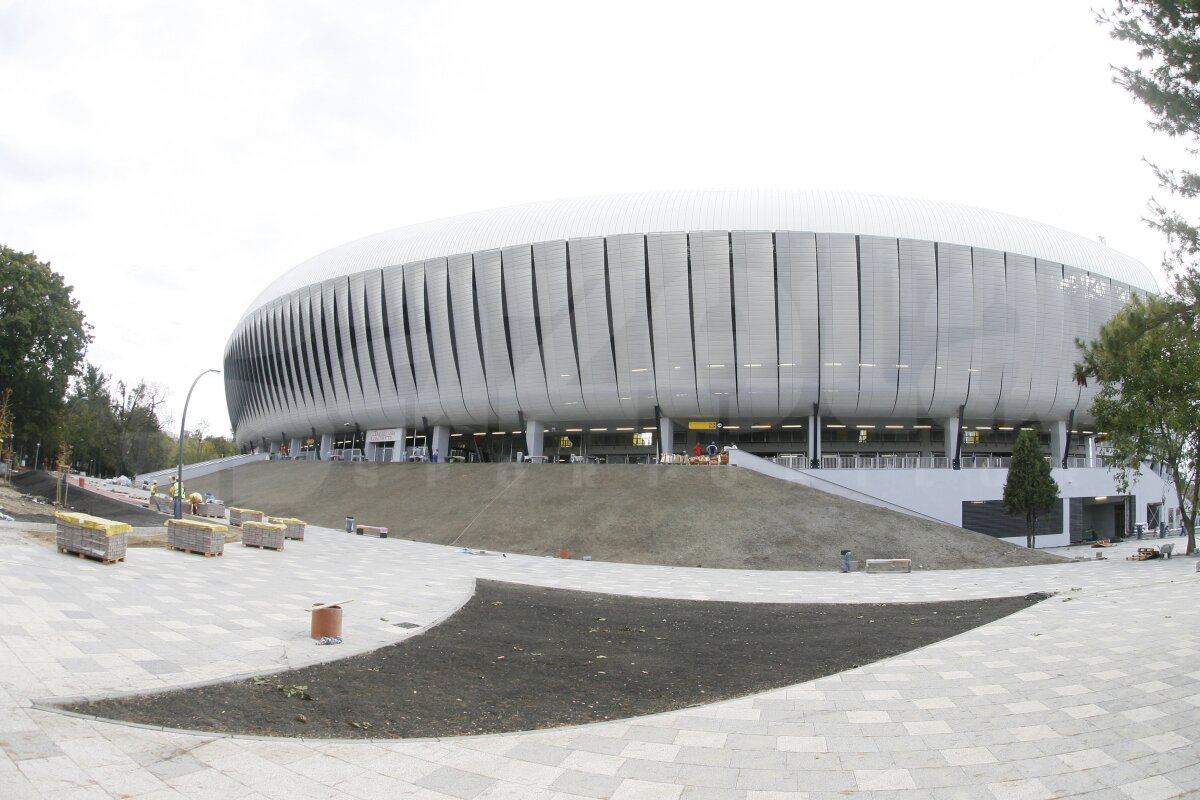 FOTO Cluj Arena îşi aşteaptă oaspeţii. Vezi cum decurg ultimele pregătiri!