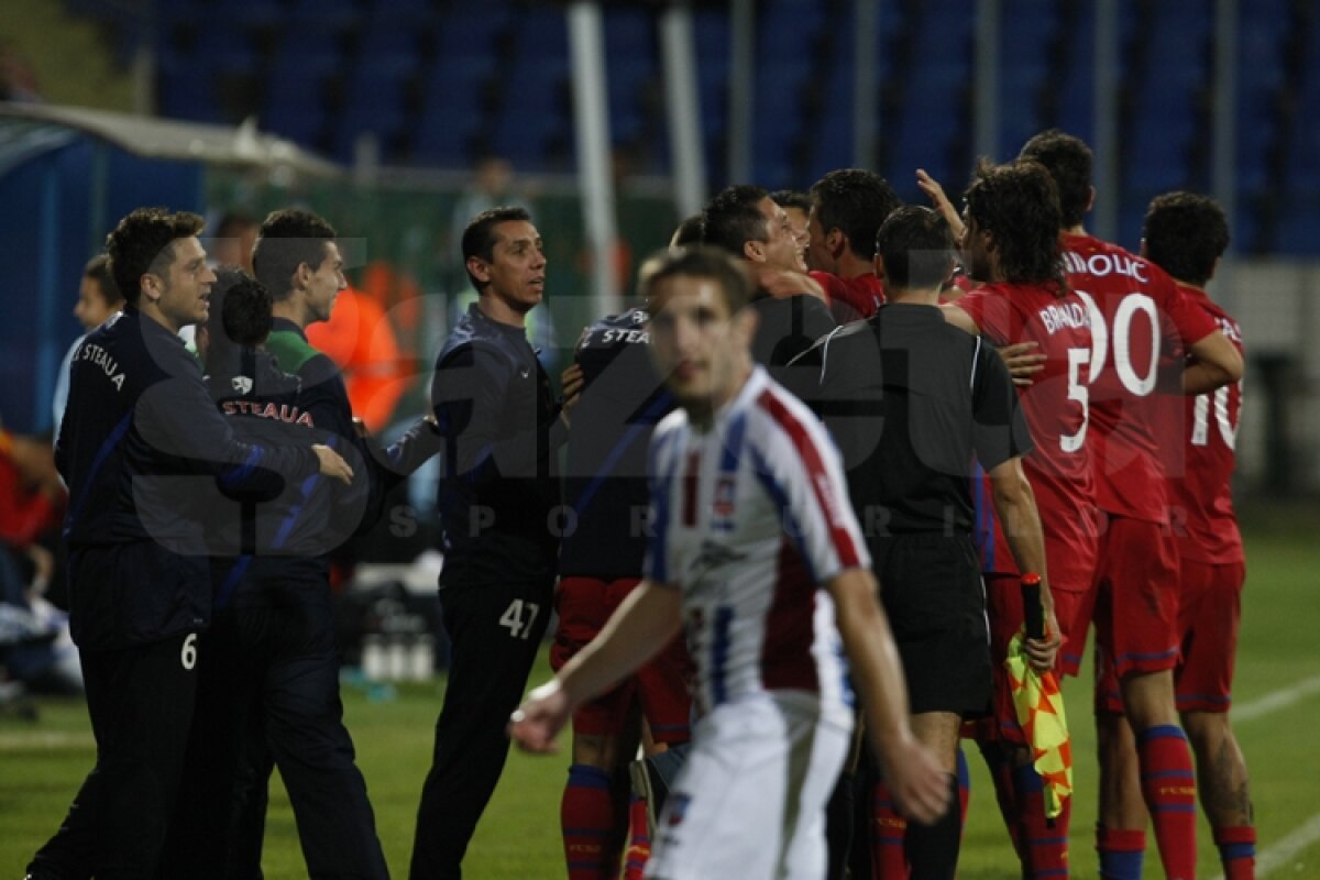VIDEO & FOTO » Steaua salvată din nou de un Costea. După Mihai, a venit rîndul lui Florin