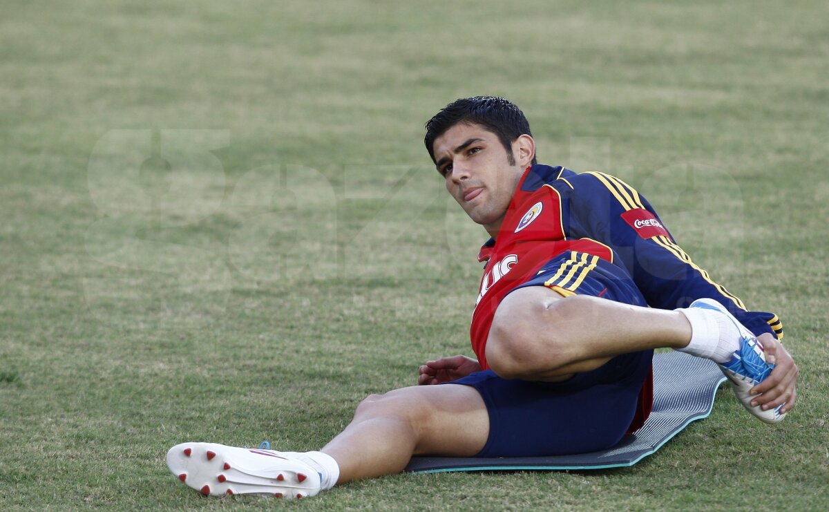 FOTO / Adrian Mutu a părăsit antrenamentul naţionalei după 30 de minute!