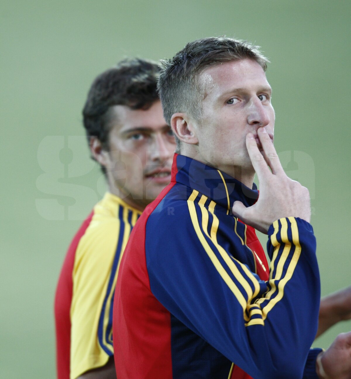 FOTO / Adrian Mutu a părăsit antrenamentul naţionalei după 30 de minute!