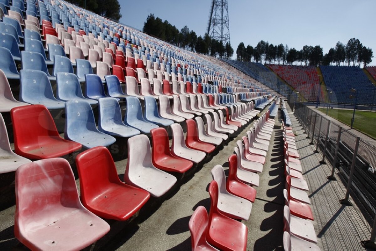 FOTO Iordănescu a fost în Ghencea şi a inspectat gazonul » CSA nu renunţă: 600.000 de euro şi Steaua revine acasă