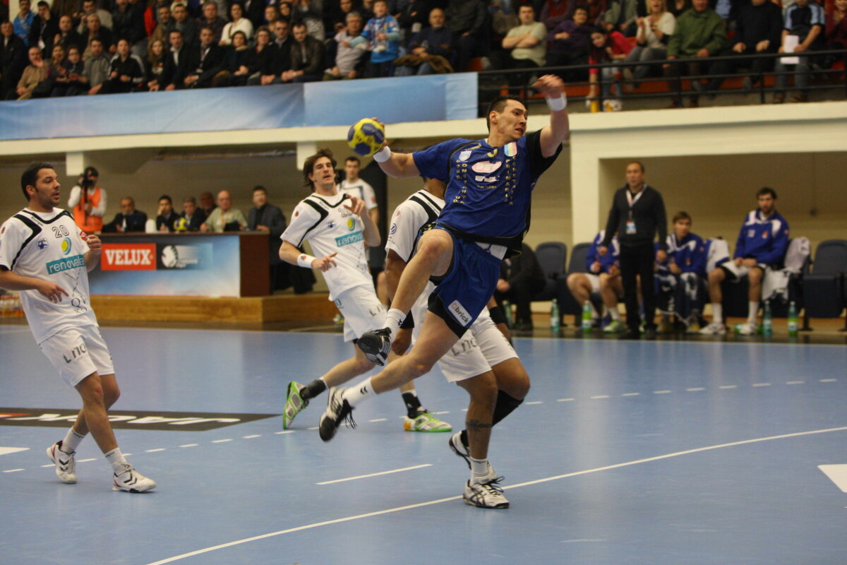 FOTO HCM Constanţa nu a avut nici o şansă cu Hamburg şi a pierdut la scor, 34-26