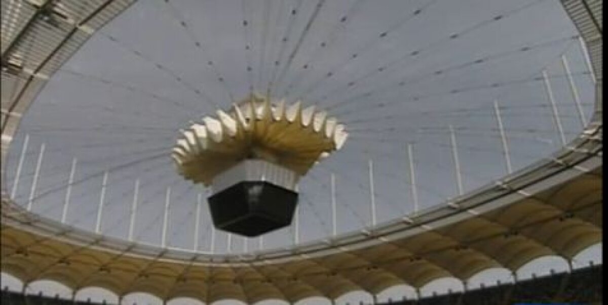 Video&foto Primele teste cu acoperişul retractabil de pe Naţional Arena