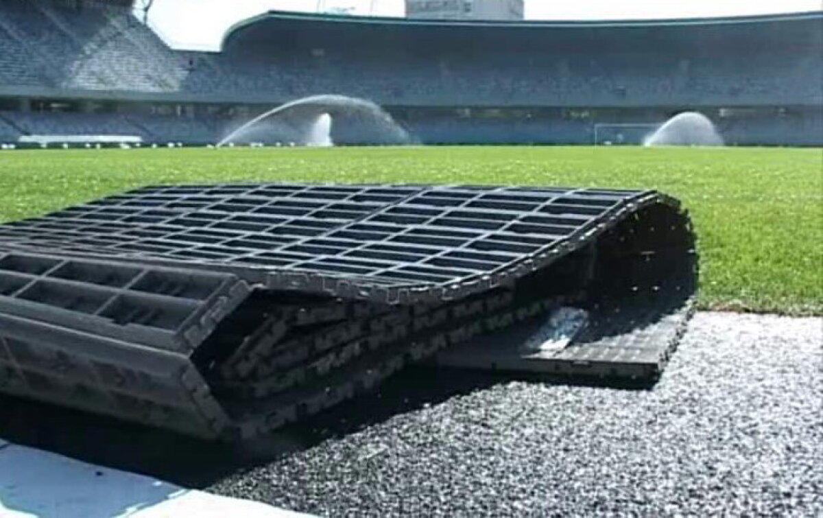 Suprafaţa de joc de pe Cluj Arena va sta acoperită peste 48 de ore » Emoţii pentru gazon